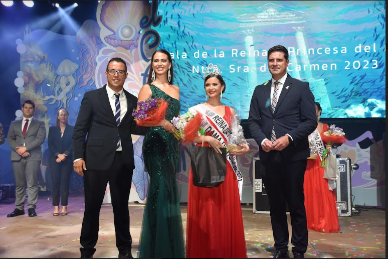 Carmen Omaida Vera, zur erwachsenen Königin der Fiestas del Carmen 2023 in Puerto de Santiago gewählt