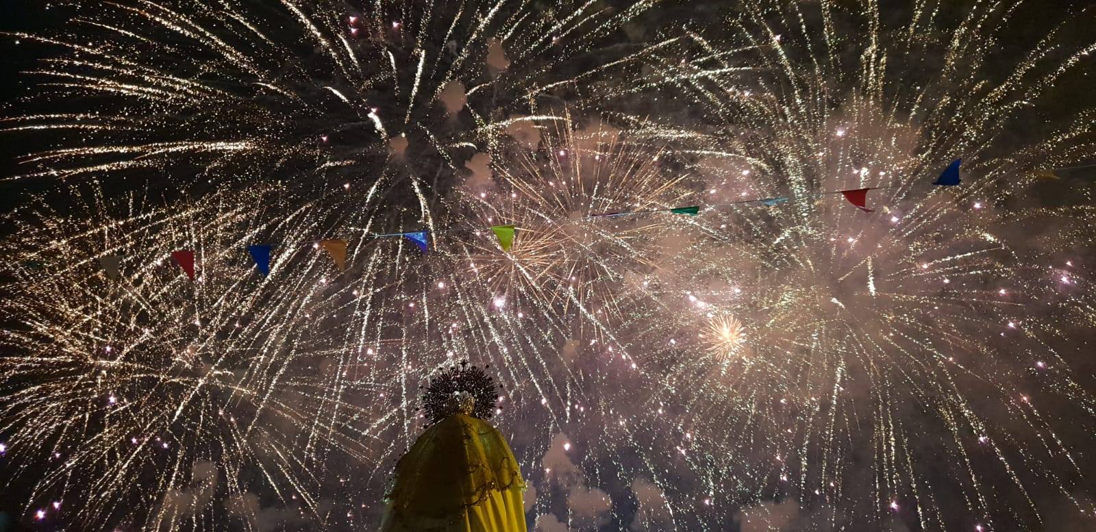 Puerto de Santiago erstrahlt diesen Samstag in einem Feuerwerksspektakel mit über 1.000 Kilogramm Pyrotechnik.