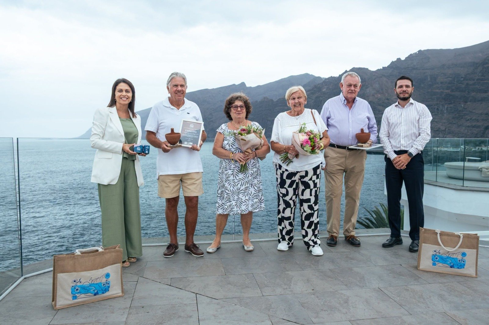 Santiago del Teide honors four couples for their long-standing loyalty in visiting the municipality for over 20 consecutive years